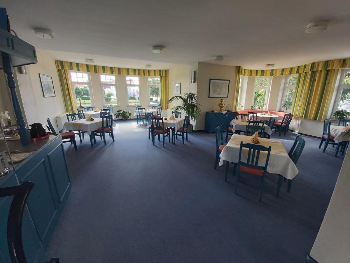 Hotel Schwanenhof Wittenburg Extérieur photo