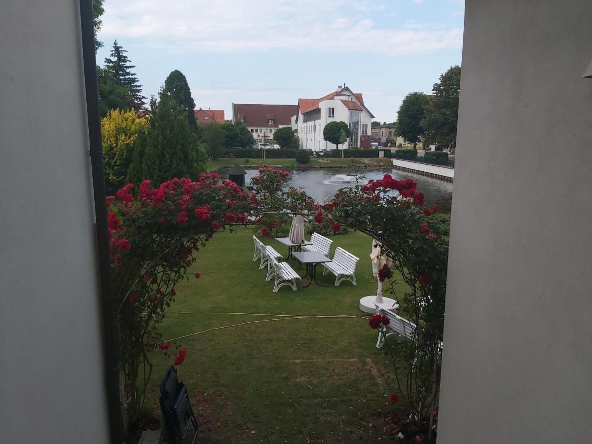 Hotel Schwanenhof Wittenburg Extérieur photo